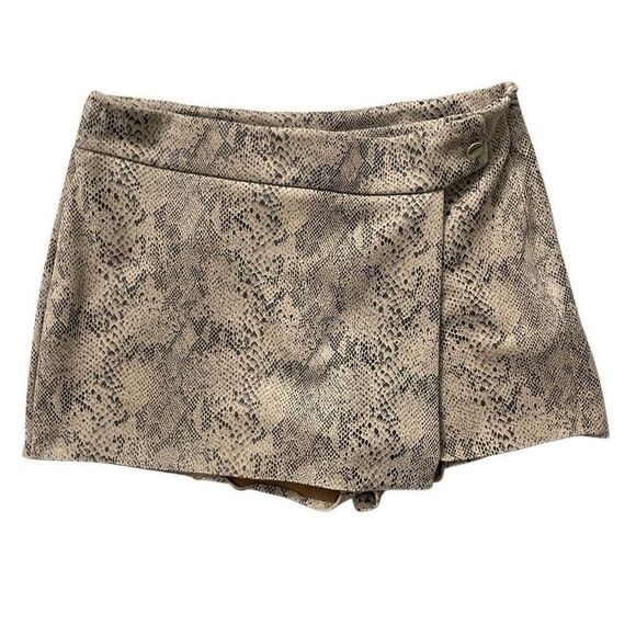 Zara Basic Faux Suede Snake Print Skort Large Asymmetrical Front Mini Skirt - Picture 10 of 10